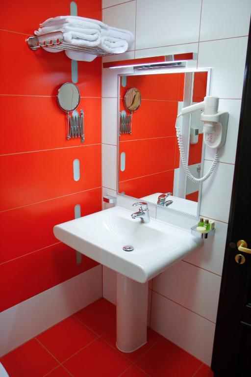 Hotel Anna Junior Târgu Jiu Habitación foto